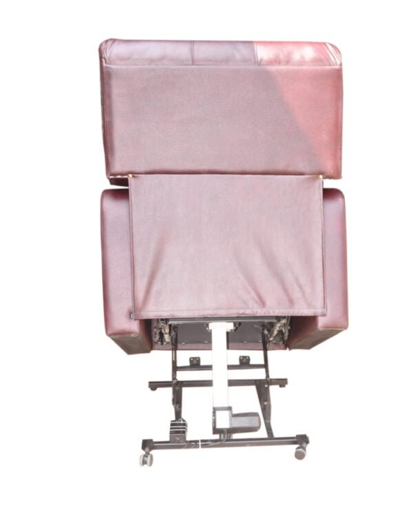 05 Recliner 26